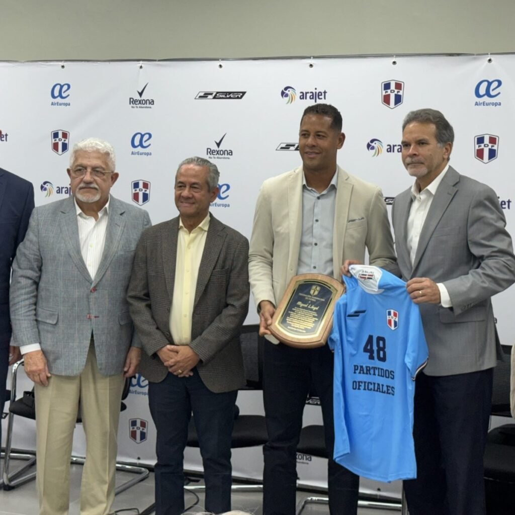 Retiro de Miguel Lloyd reabre el debate sobre la deuda pendiente con la historia del fútbol dominicano