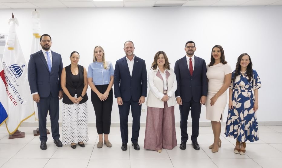 MICM y Cámara de Santo Domingo impulsan Local to Global para 38 empresarios y vuelve la discusión sobre sus resultados
