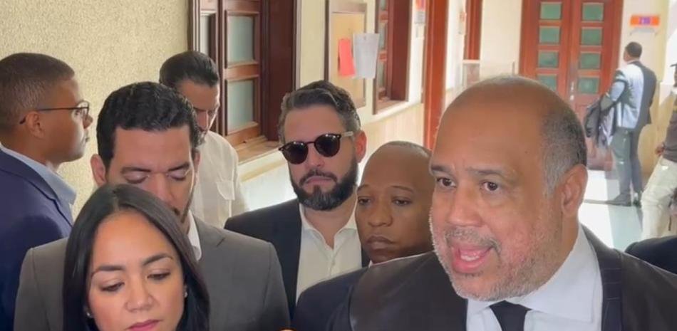 Ingrid Jorge es declarada en rebeldía y audiencia por querella de Faride Raful vuelve a aplazarse