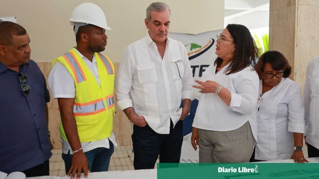 Abinader inspecciona el Hotel Escuela Guarocuya mientras el muelle sigue sin licitación