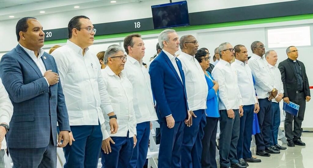 UASD digitaliza 29 procesos y aumenta la exigencia sobre mejoras tangibles en sus servicios