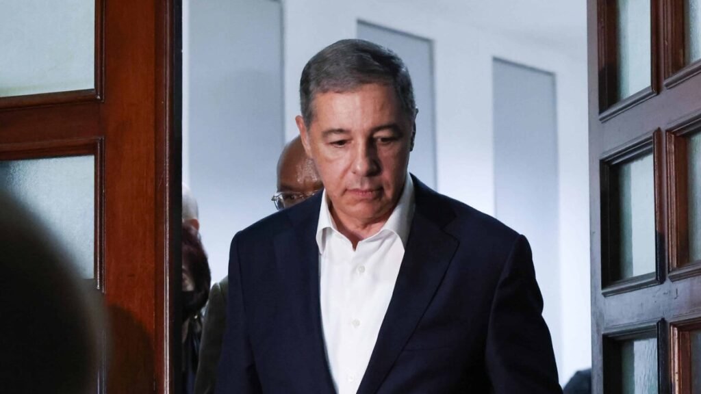 Caso de presunto desfalco al Estado sigue abierto: tribunal envía a Donald Guerrero a juicio de fondo