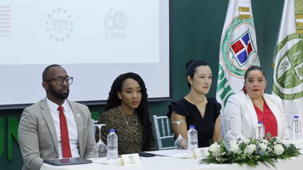 Impulsan en RD un proyecto de ciudadanía digital e IA con atención a la brecha tecnológica
