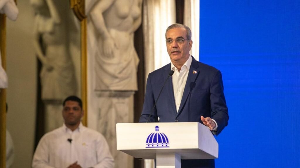 Abinader impulsa en el Senado la reforma del Código Civil sobre la vigencia de las leyes en el Gran Santo Domingo