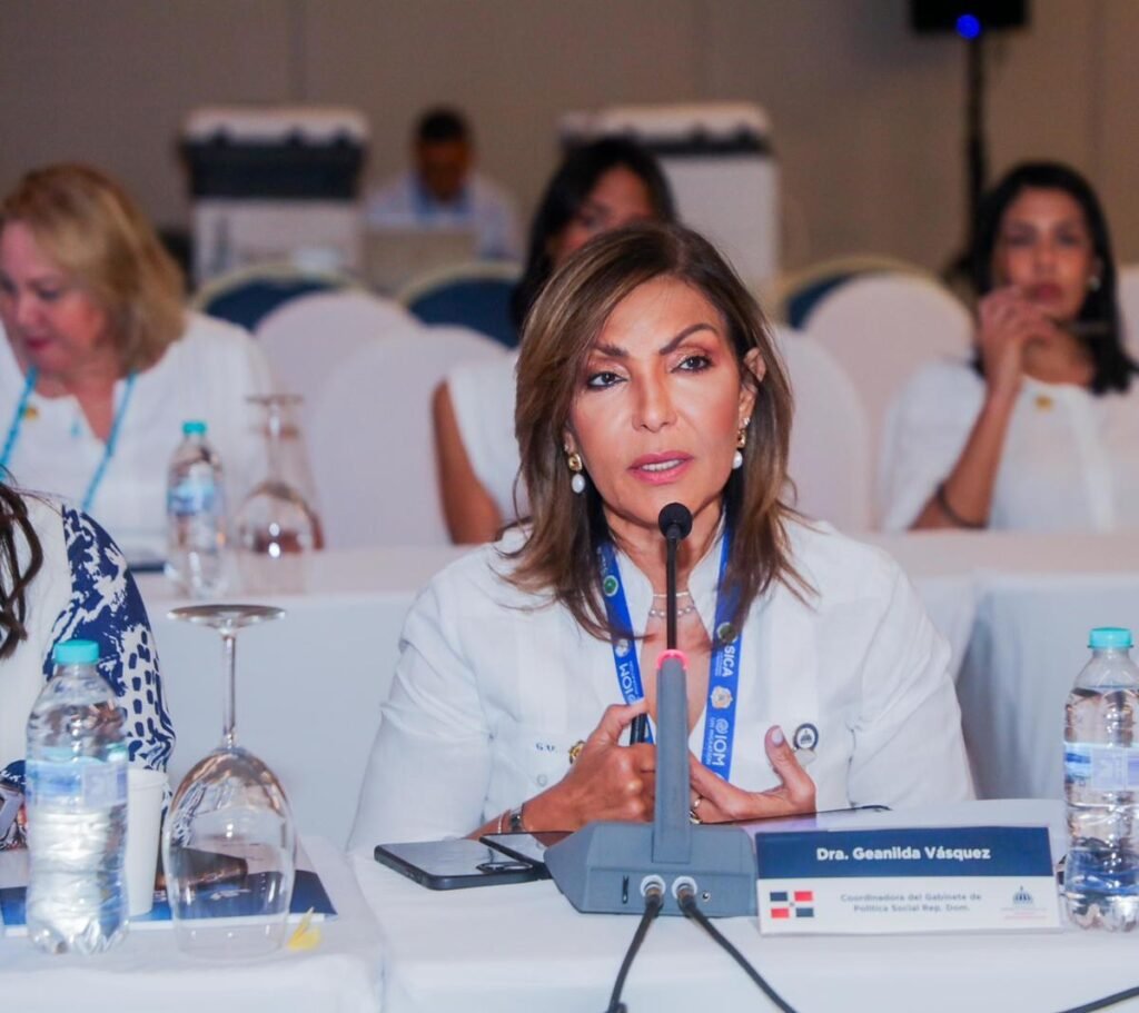 Geanilda Vásquez plantea al SICA reforzar la reintegración de migrantes retornados