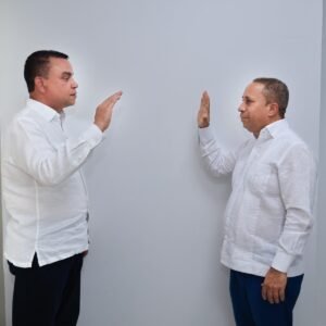 SNS cambia dirección en Enriquillo y vuelve a prometer fortalecimiento de los servicios de salud
