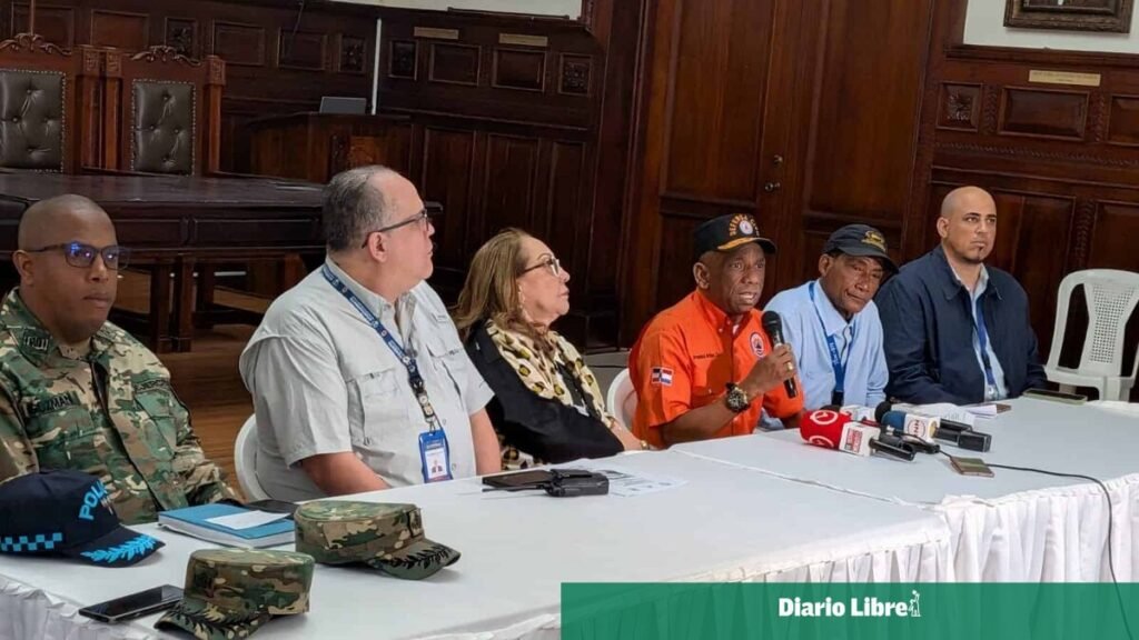 Santiago suma 93 áreas de peligro por inundaciones y deslizamientos, mientras exigen prevención efectiva