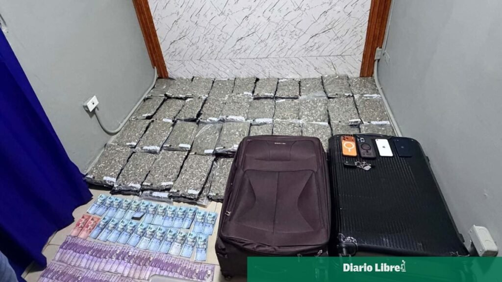 Operativo en La Romana deja 69 paquetes presuntamente de marihuana y pone bajo la lupa la Autovía del Coral