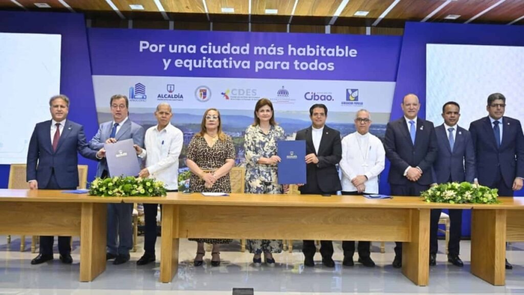 Santiago firma pacto urbano hacia 2035 y mantiene abierta la exigencia de resultados concretos