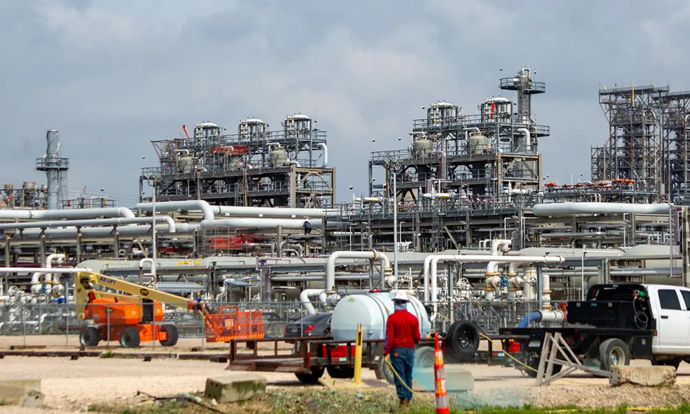 El WTI vuelve a caer y mantiene la presión sobre el precio de la gasolina