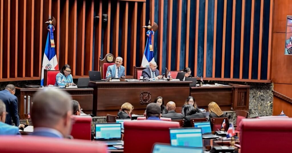 Senado aprueba de urgencia cambios a la ley de residuos y deja bajo examen nuevas cargas y su aplicación