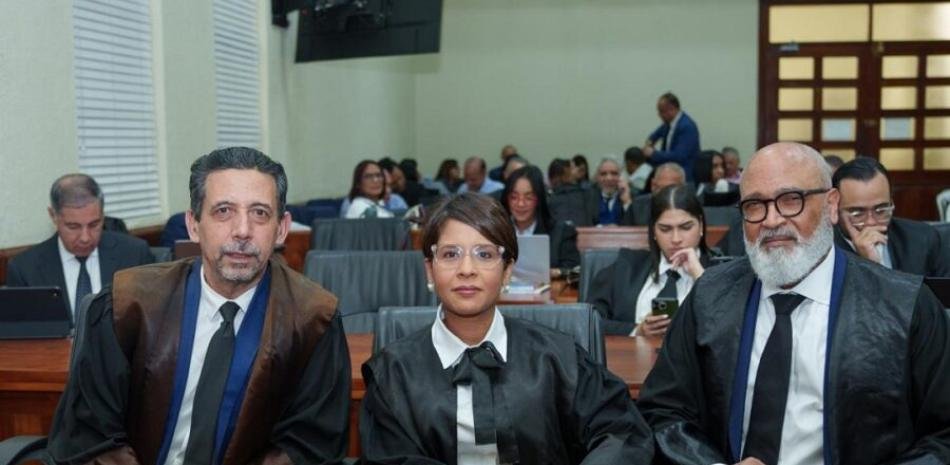 Defensa de Peralta afirma que el fallo de no ha lugar deja en entredicho el expediente del Caso Calamar