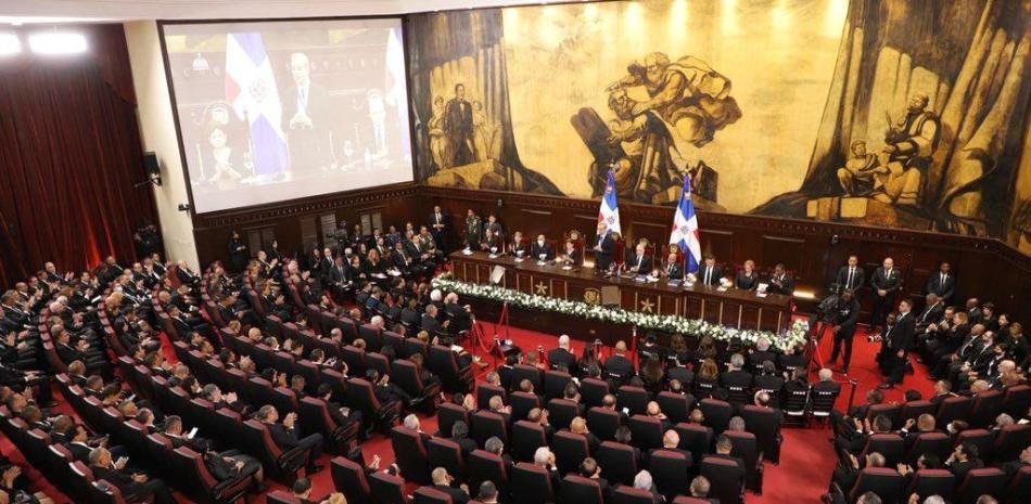 Congreso da vía rápida a reforma fiscal del Gobierno para subir impuestos