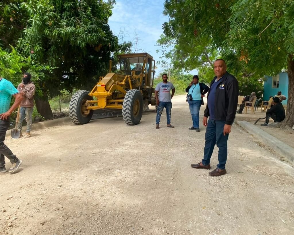 Galván comienza asfaltado esperado por décadas y el Gobierno suma nuevas obras en el municipio