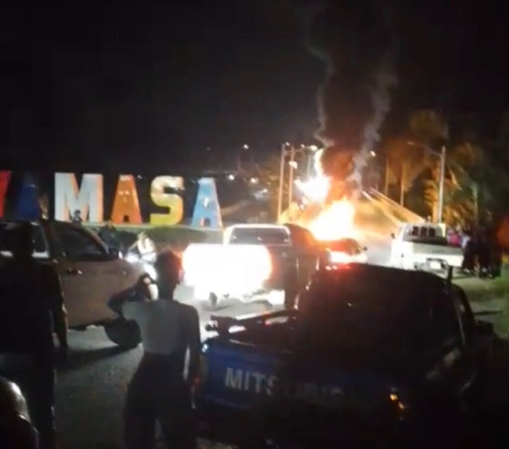 Protesta en Yamasá por apagón de más de cinco días evidencia reclamo por falta de respuesta
