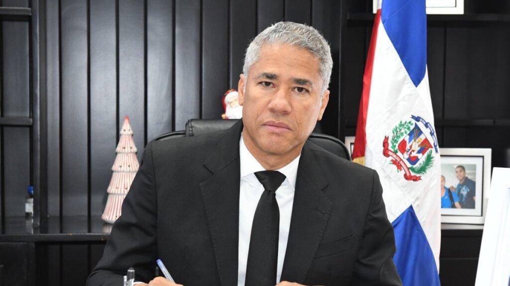 CORAASAN pone las obras del Gobierno en el centro del crecimiento de Santiago