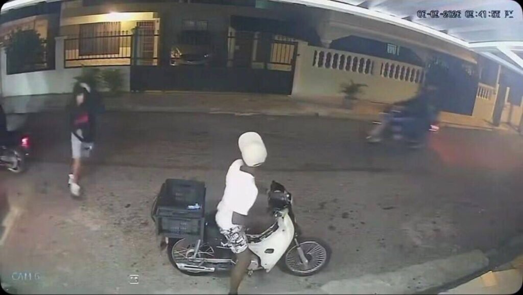 Asalto grabado en Alma Rosa I vuelve a poner la seguridad de Santo Domingo Este bajo la lupa