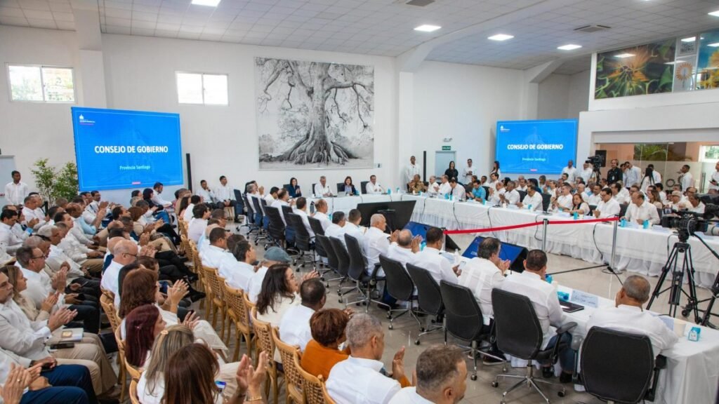 Abinader encabeza en Santiago balance a 200 obras y compromisos oficiales