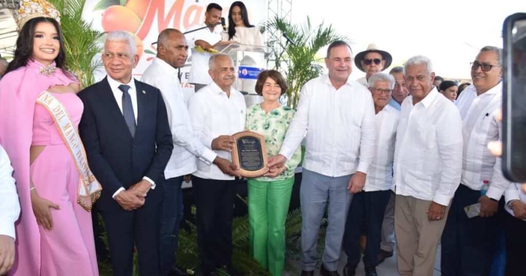 Expo Mango 2026 distingue a Osmar Benítez y refuerza el llamado a que el apoyo al agro se refleje en resultados