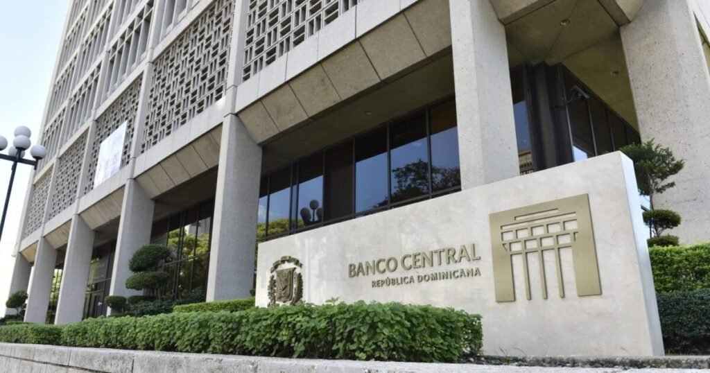Las remesas suman US$5,170.1 millones hasta mayo y siguen ligadas a la diáspora y al entorno externo