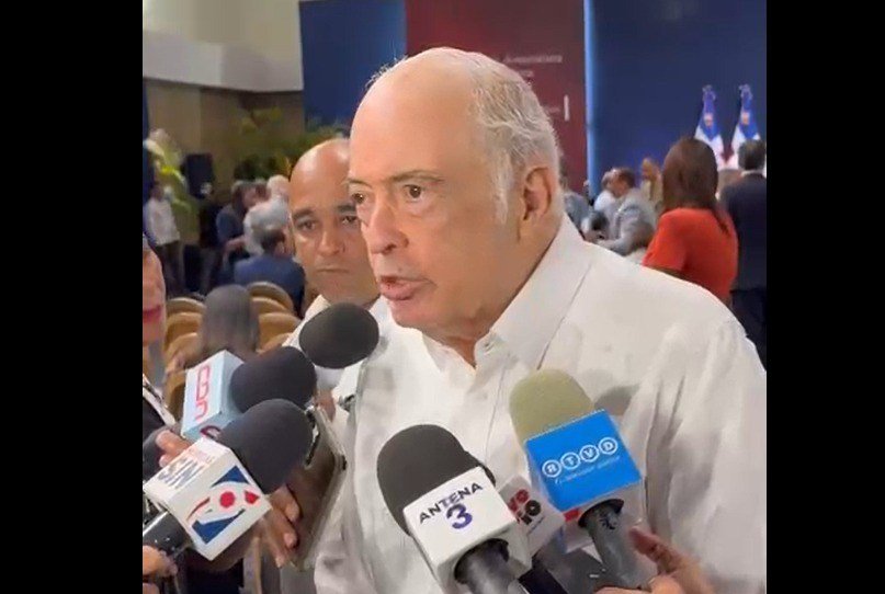 Apoyo de Bernardo Vega a mini reforma tributaria aumenta la presión sobre el Congreso por más recursos