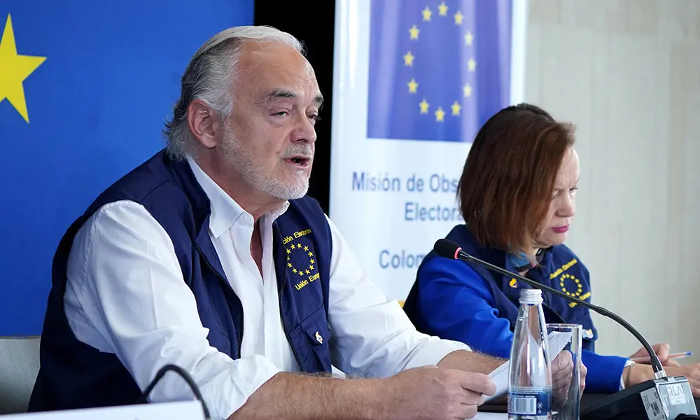 La UE niega fraude en Colombia, aunque siguen las dudas por las denuncias y el sistema electoral