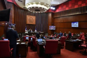 Decenas de reformas clave se vencen en el Congreso mientras siguen pendientes promesas del Ejecutivo