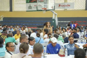 San Juan recibe a Supérate con reclamos por más cobertura y ayudas más altas