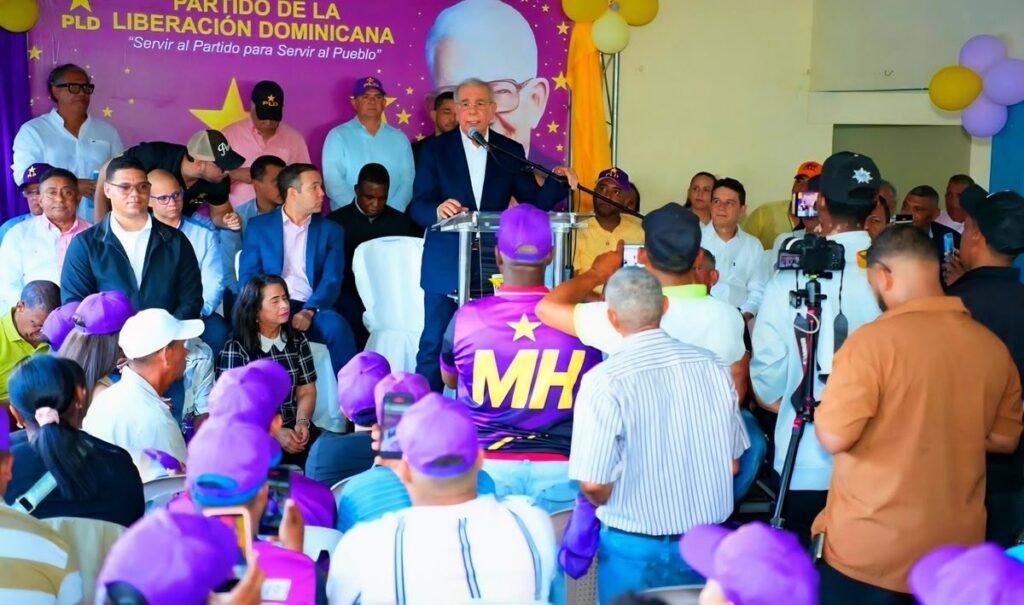 Medina dice en Cutupú que el PLD va rumbo a un triunfo “indetenible” y vuelve a cargar contra la gestión económica del Gobierno