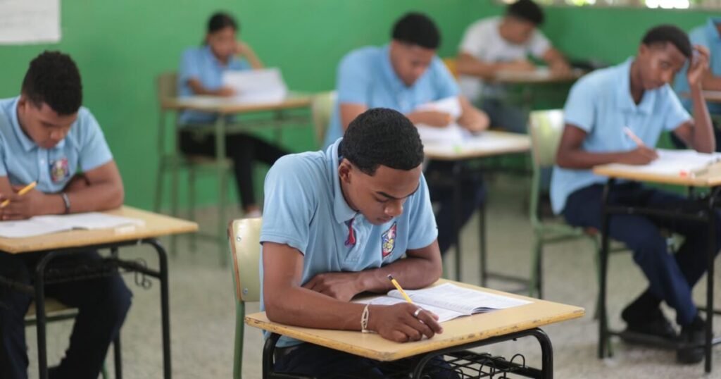 Resultados de Pruebas Nacionales ya están disponibles y MINERD abre consulta para secundaria y educación de adultos