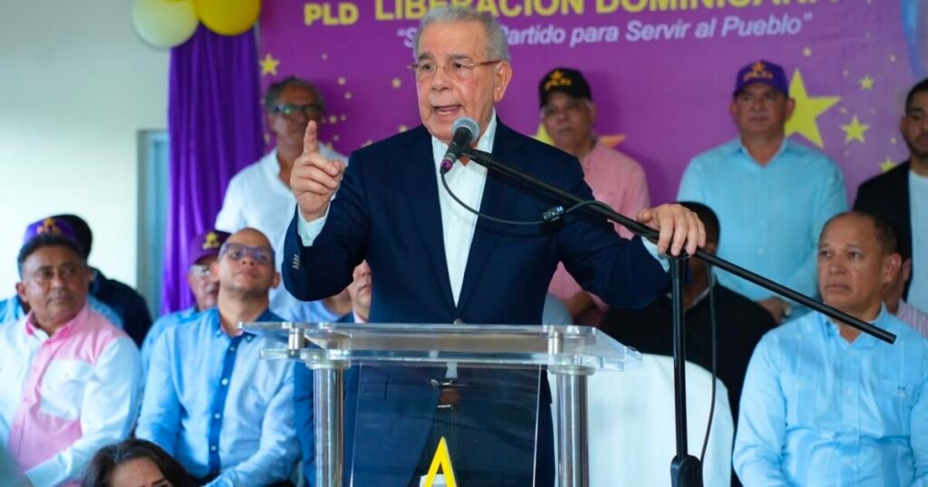 Medina acusa al PRM de disparar la deuda pública y duplicar el costo de los intereses