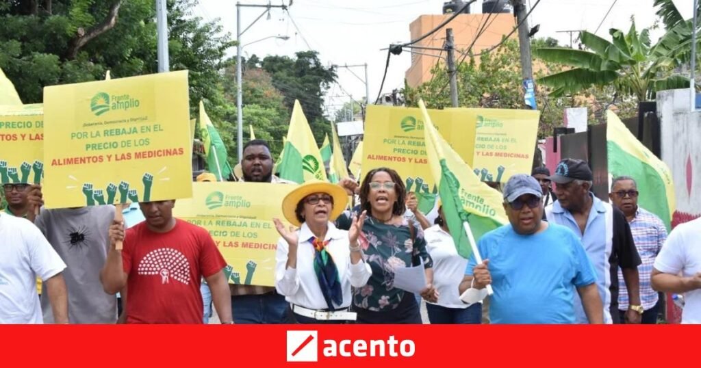 Protesta en Guaricano pone presión sobre el Gobierno por alza de precios, fallas de servicios y denuncias de abusos