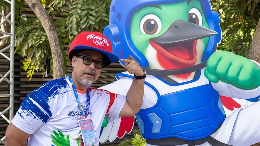Gradas llenas de bandera puertorriqueña en Santo Domingo 2026 y la sede bajo presión por dar resultados