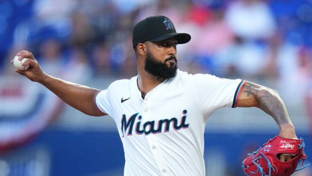 Sandy Alcántara vuelve a firmar una apertura de élite, pero Miami no la convierte en victoria