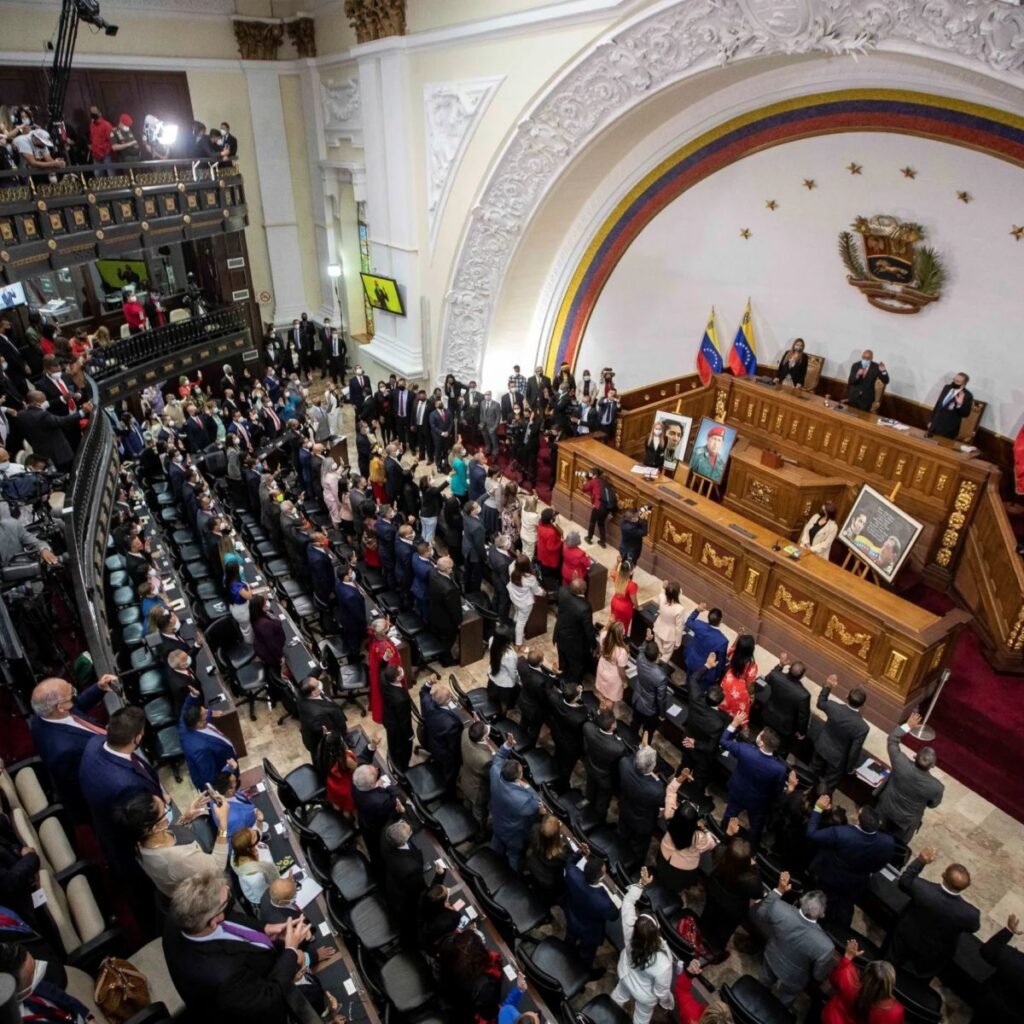 Venezuela reforma su ley de vivienda tras los sismos y busca acelerar la respuesta a los damnificados