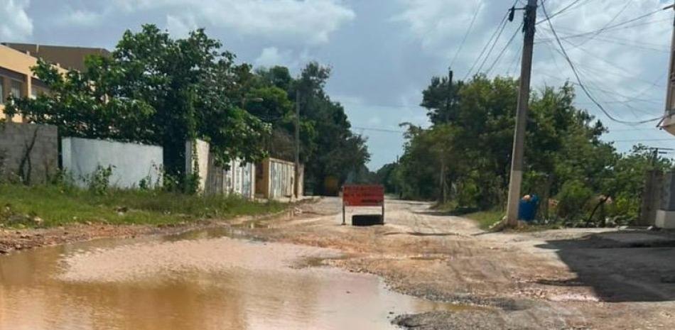 Un año de reclamos sin respuesta pone en riesgo la docencia en liceo de Pimentel cuando llueve