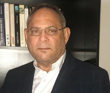 Alofoke irrumpe en la agenda con una señal de desgaste político e inquietud institucional