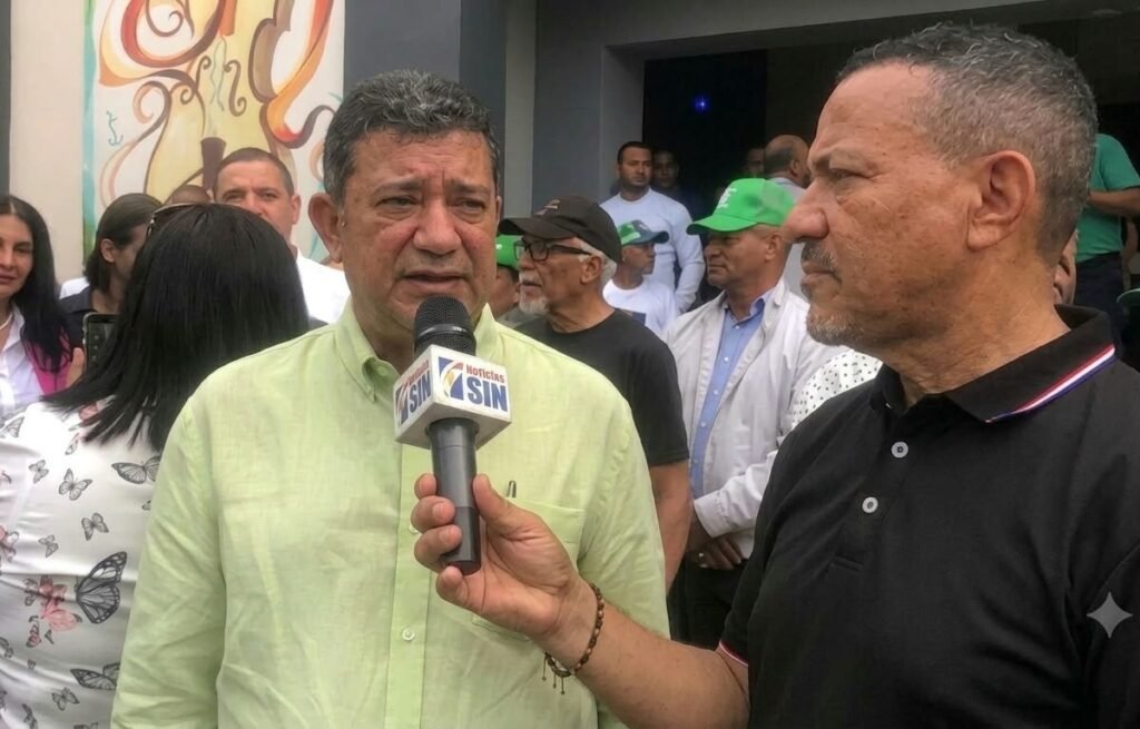 Euclides Sánchez ve en Leonel Fernández una salida a la crisis y señala apagones, alzas y menor poder adquisitivo
