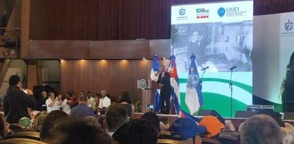 Embajador cubano elude explicar la crisis con RD y afirma que nunca le hará daño al país