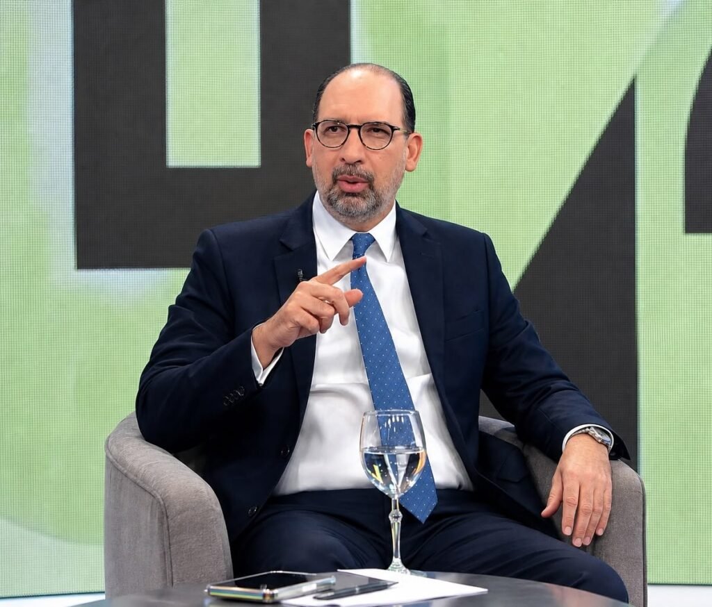 Educación arranca entre críticas de la FP por fallas en aulas, comida escolar y calidad