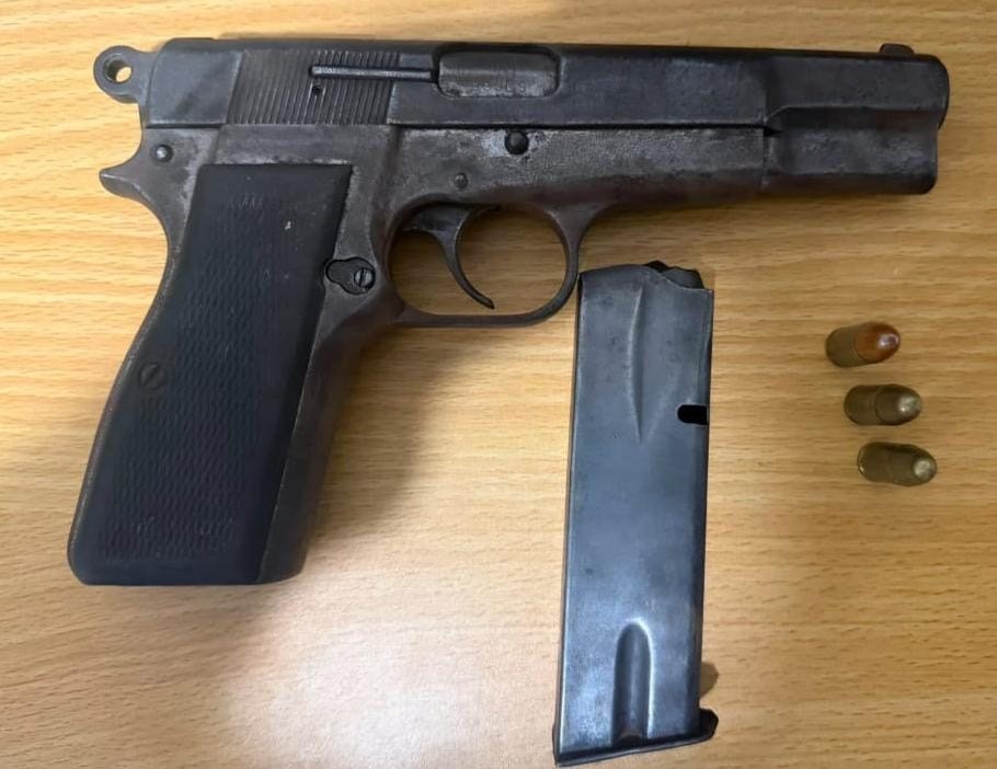 Barahona: cae un joven por la pistola robada en Repuestos Quisquilla y persiste la exigencia de vigilancia