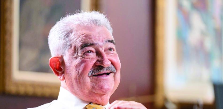 Entre homenajes y poder, la despedida de Román Ramos expone la cercanía entre élites políticas y empresariales