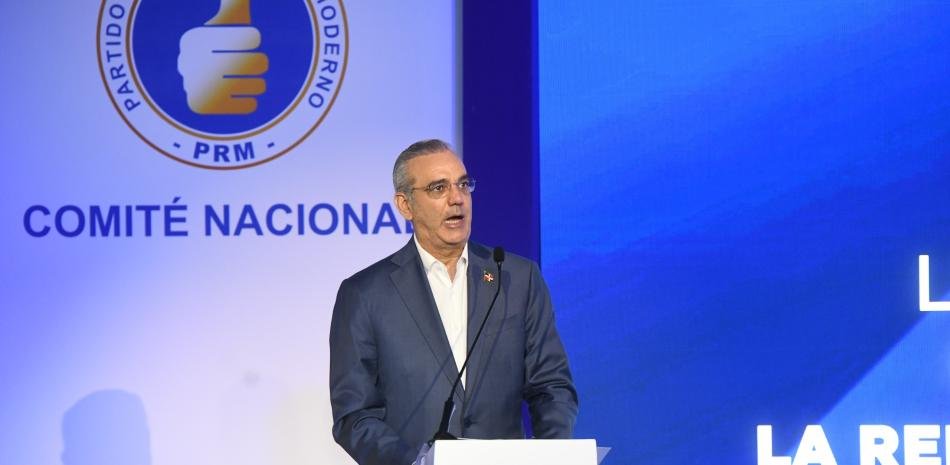 Abinader y los rumores de cambios del 16 de agosto vuelven a poner al Gobierno bajo la lupa