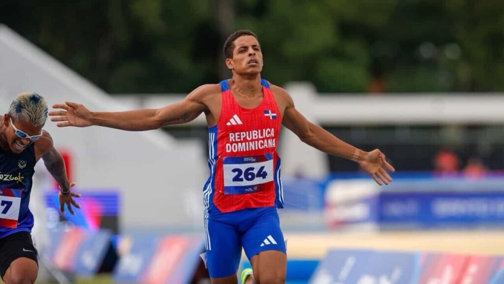 Agramonte gana oro en 800 metros mientras Dominicana apenas empata el quinto lugar del medallero