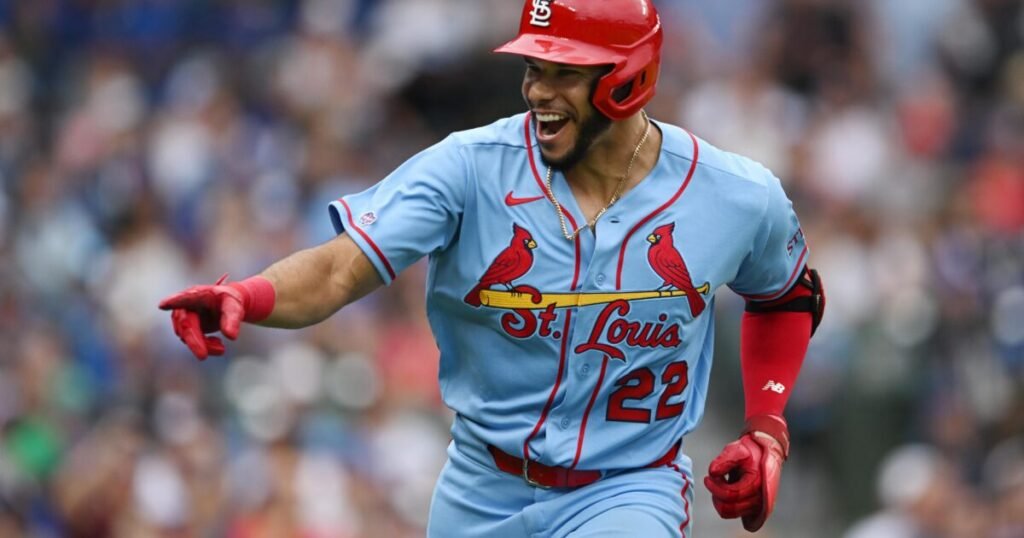 Joshua Báez irrumpe con tres jonrones en MLB y vuelve a poner el foco en el talento que el país exhibe mientras persisten las deudas de gestión