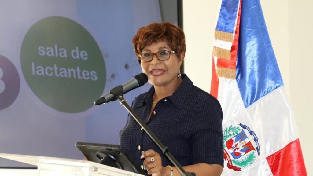 Abinader nombra a Josefa Castillo cónsul en Miami y reajusta cargos en INAIPI y Migración