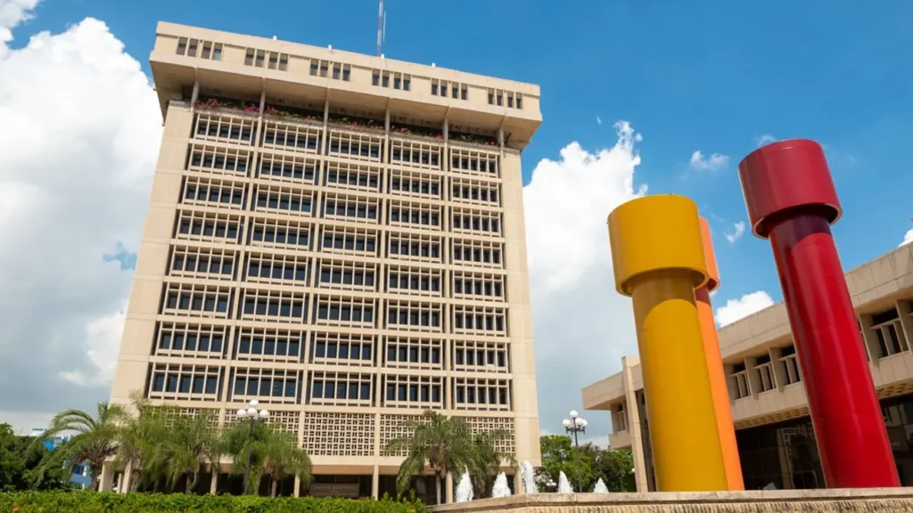 BCRD desmiente contratos falsos de préstamos y alerta por estafas en redes