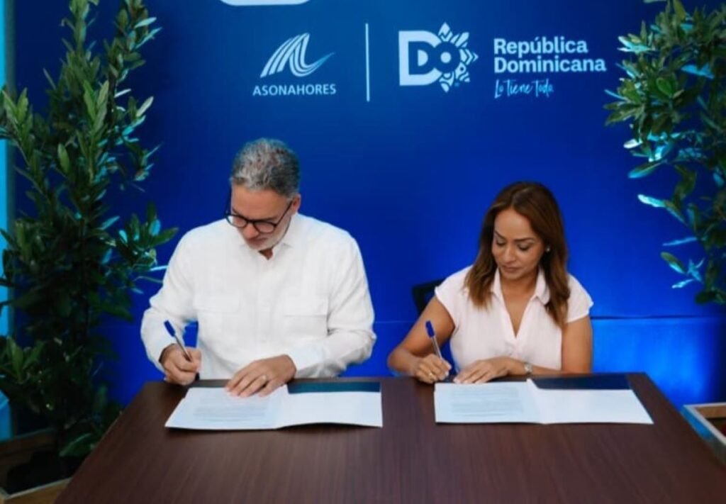 AIRD y Asonahores admiten tareas pendientes en residuos del turismo y abren otra mesa de trabajo