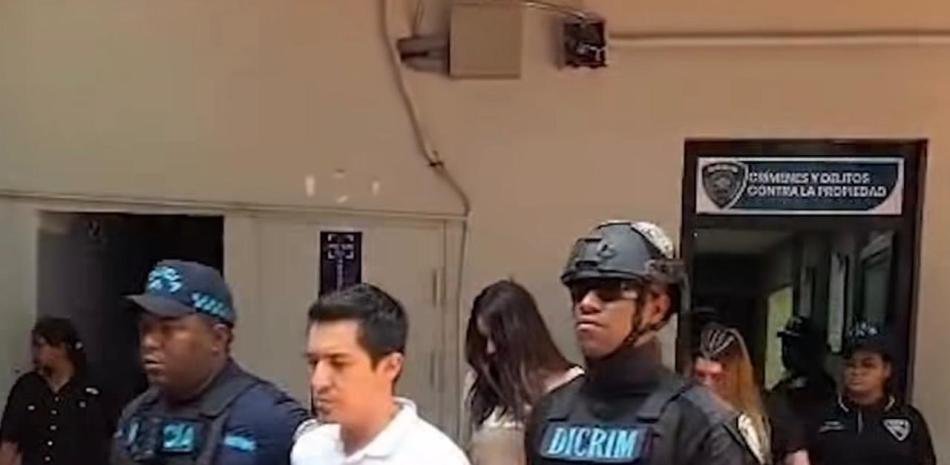 Caso de presunta red que sedaba y robaba en centros de diversión queda en pausa y la decisión se mueve al martes