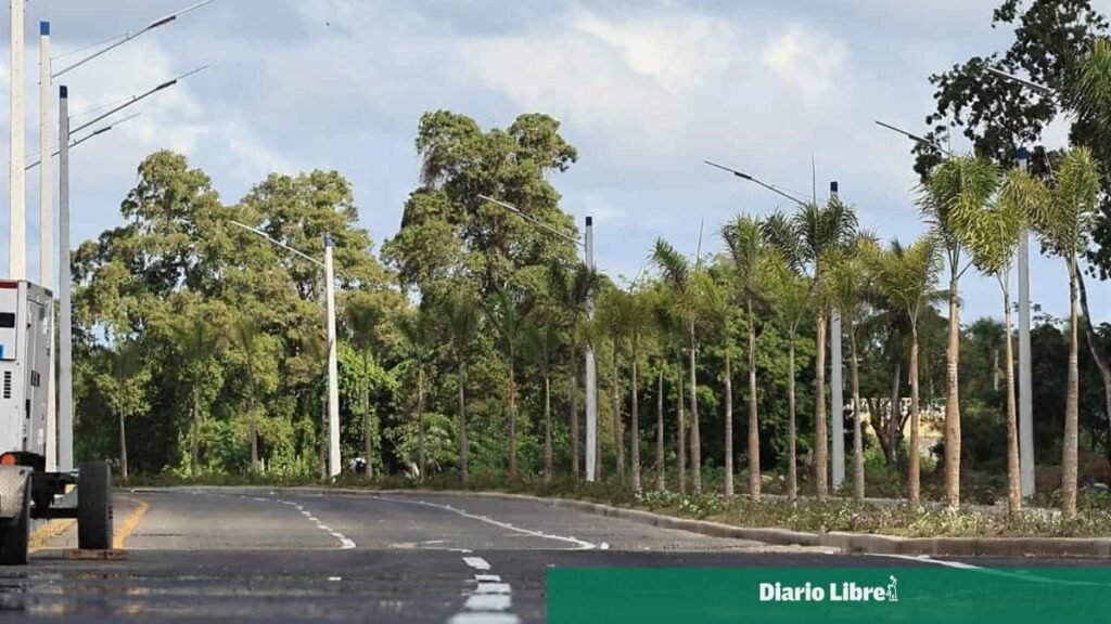 Abinader vuelve a la capital con una agenda de obras, actos oficiales y recorridos en El Seibo